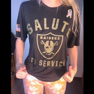 Raiders dri-fit NFL women’s small